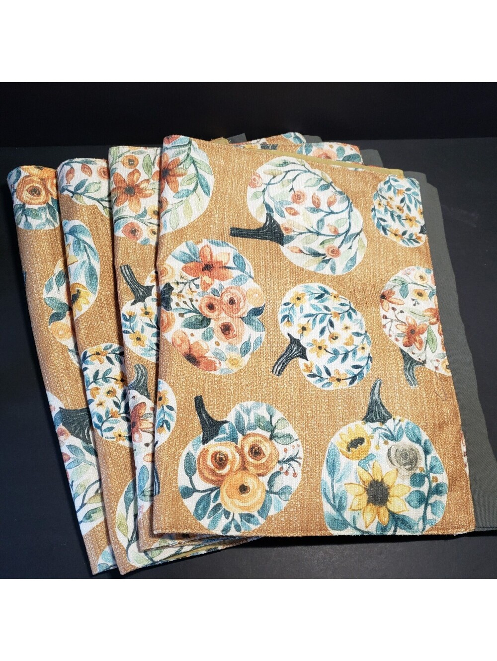 Nicole Miller Autumn Placemats QTY 4 Cotton Pumpkin Sunflower Halloween Fall
